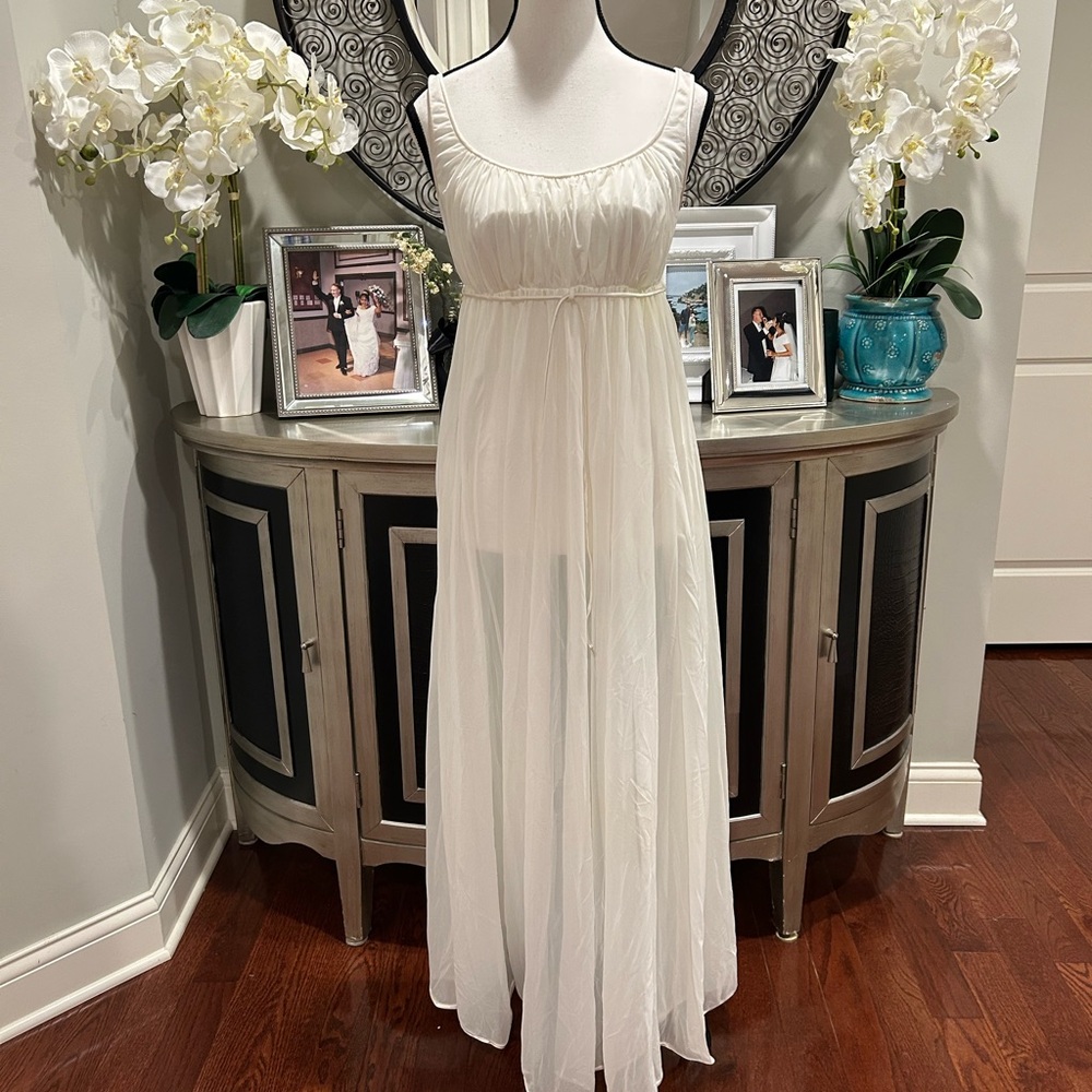 Vintage cottagecore 70's White Sheer Maxi nightgown with Empire Waist 2 piece